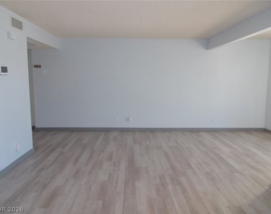687 Marina Drive - Photo Thumbnail 5