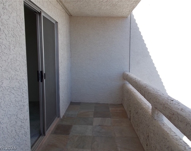 687 Marina Drive - Photo Thumbnail 15