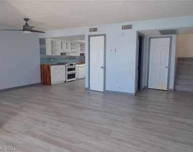 687 Marina Drive - Photo Thumbnail 1