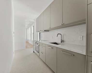 360 Degraw Street - Photo Thumbnail 6
