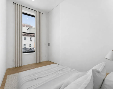 360 Degraw Street - Photo Thumbnail 13