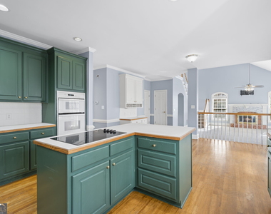 3535 Greenshire Court - Photo Thumbnail 4