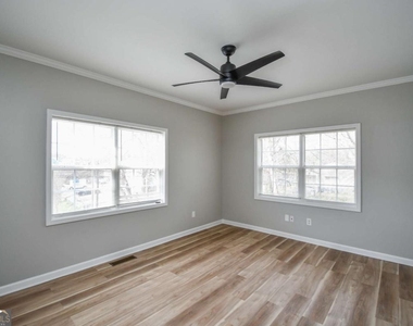 3338 Sims Street - Photo Thumbnail 5