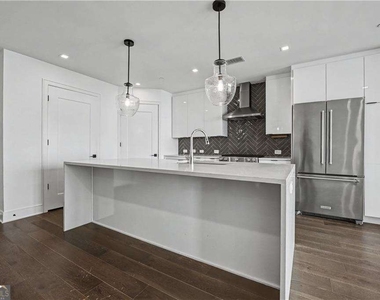 788 W Marietta Street Nw - Photo Thumbnail 5