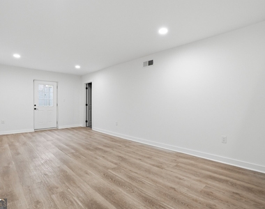 313 Summit Ridge Drive - Photo Thumbnail 18