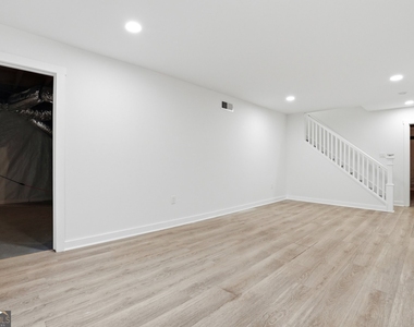 313 Summit Ridge Drive - Photo Thumbnail 17