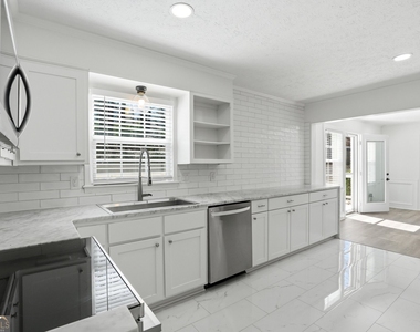 313 Summit Ridge Drive - Photo Thumbnail 9