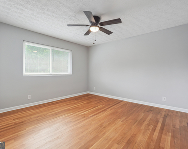 169 Constitution Boulevard - Photo Thumbnail 7