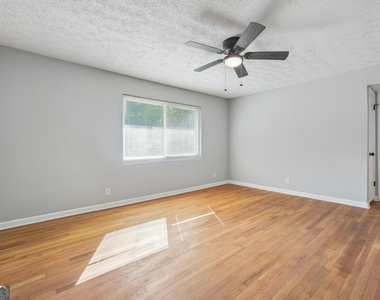 169 Constitution Boulevard - Photo Thumbnail 2