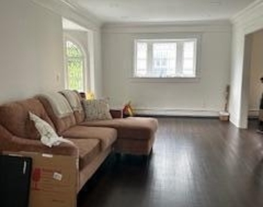 724 Westwood Avenue - Photo Thumbnail 2