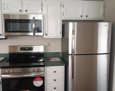 19 Marlow Avenue - Photo Thumbnail 1