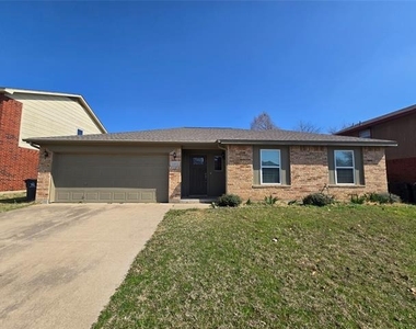 6403 Jennie Lane - Photo Thumbnail 29