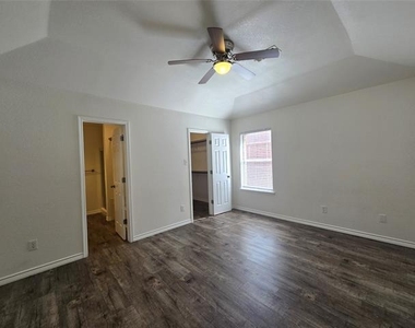 6403 Jennie Lane - Photo Thumbnail 15