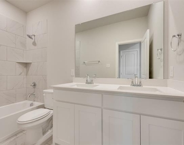 236 Sutter Mill Road - Photo Thumbnail 15