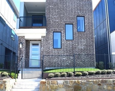 804 War Admiral Drive - Photo Thumbnail 20