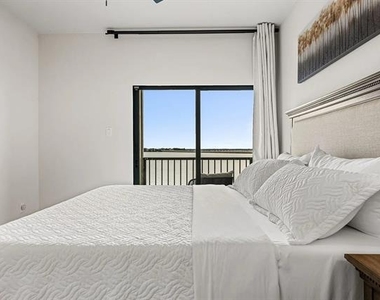 804 War Admiral Drive - Photo Thumbnail 10