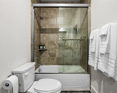 804 War Admiral Drive - Photo Thumbnail 30