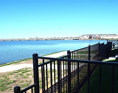 804 War Admiral Drive - Photo Thumbnail 19