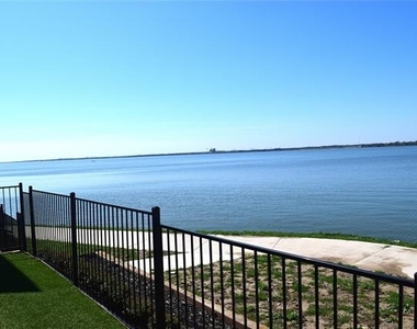 804 War Admiral Drive - Photo Thumbnail 1