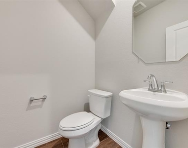 276 Sutter Mill Road - Photo Thumbnail 15