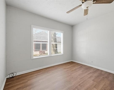 1101 N Harrison Avenue - Photo Thumbnail 7