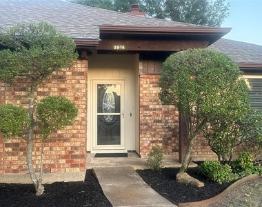 3814 Drakestone Avenue - Photo Thumbnail 13
