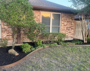 3814 Drakestone Avenue - Photo Thumbnail 12