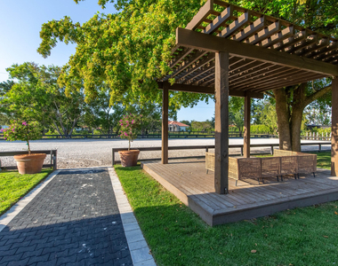 14828 Rolling Rock Place - Photo Thumbnail 33