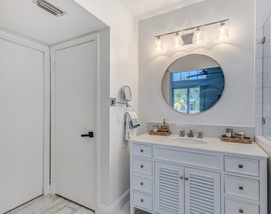 1701 Mizzenmast Way - Photo Thumbnail 26