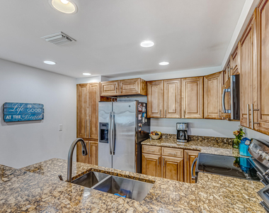 1701 Mizzenmast Way - Photo Thumbnail 13