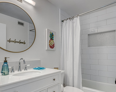1701 Mizzenmast Way - Photo Thumbnail 38