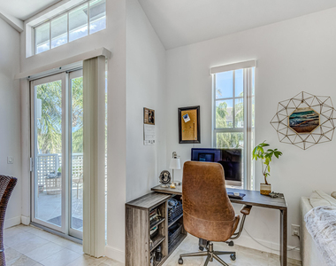 1701 Mizzenmast Way - Photo Thumbnail 29
