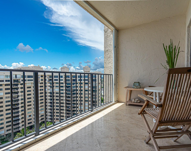 5000 N Ocean Boulevard - Photo Thumbnail 4