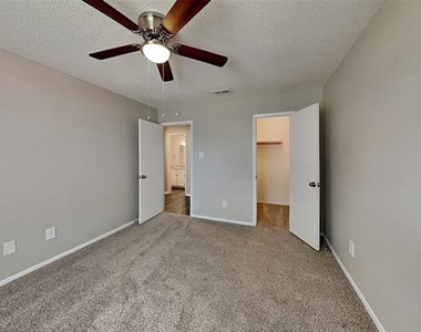 7609 Kimberly Court - Photo Thumbnail 17