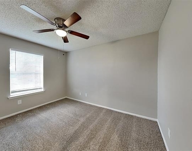 7609 Kimberly Court - Photo Thumbnail 15