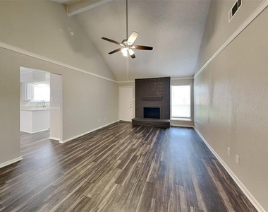 7609 Kimberly Court - Photo Thumbnail 3