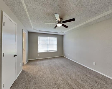 7609 Kimberly Court - Photo Thumbnail 11