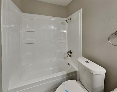 7609 Kimberly Court - Photo Thumbnail 19