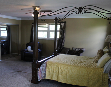 13847 Geranium Place - Photo Thumbnail 32