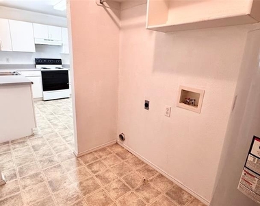 13116 White Settlement Road - Photo Thumbnail 17