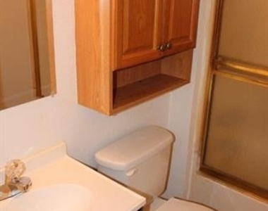 4614 Hanover Drive - Photo Thumbnail 6