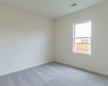 1888 Everglades Drive - Photo Thumbnail 16