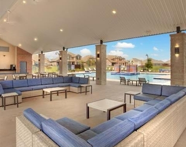 1888 Everglades Drive - Photo Thumbnail 29