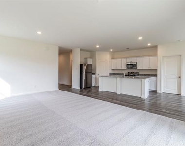1888 Everglades Drive - Photo Thumbnail 3