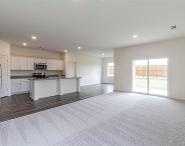 1888 Everglades Drive - Photo Thumbnail 2