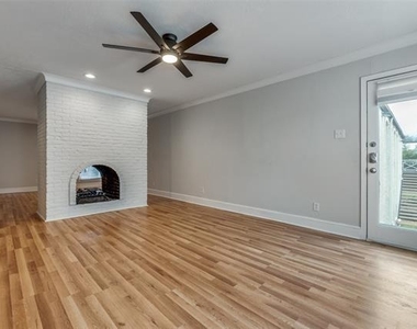 5925 E University Boulevard - Photo Thumbnail 2