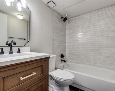 5925 E University Boulevard - Photo Thumbnail 11