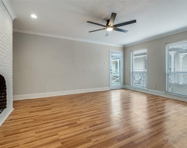 5925 E University Boulevard - Photo Thumbnail 1