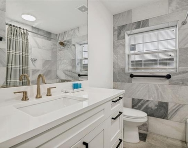 4419 Sexton Lane - Photo Thumbnail 25