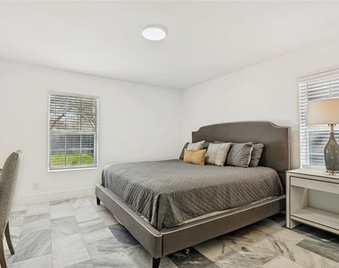 4419 Sexton Lane - Photo Thumbnail 26
